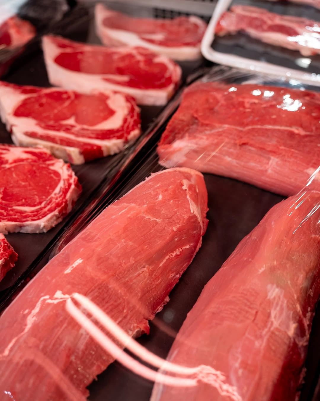 Halal lamb and bone-in beef cuts at Tomatoes Bazar butchery